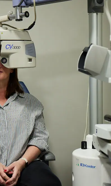 BAYFIELDS CHESTER Eye Test Lady In Chair