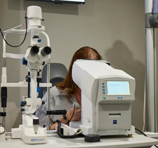 BAYFIELDS CHESTER Eye Test