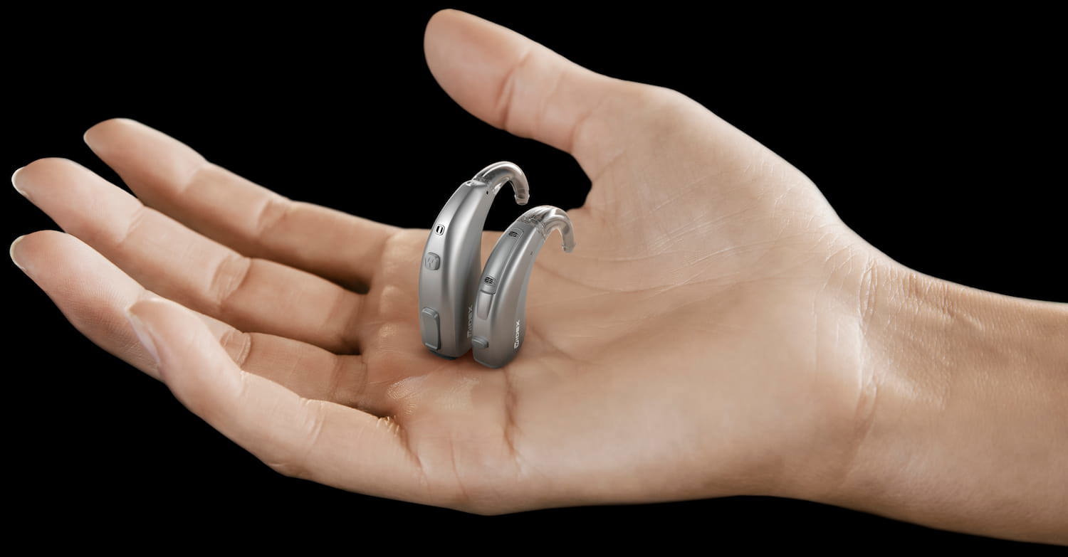 Behind The Ear WIDEX Packshot 2HA Standing Btes (1)