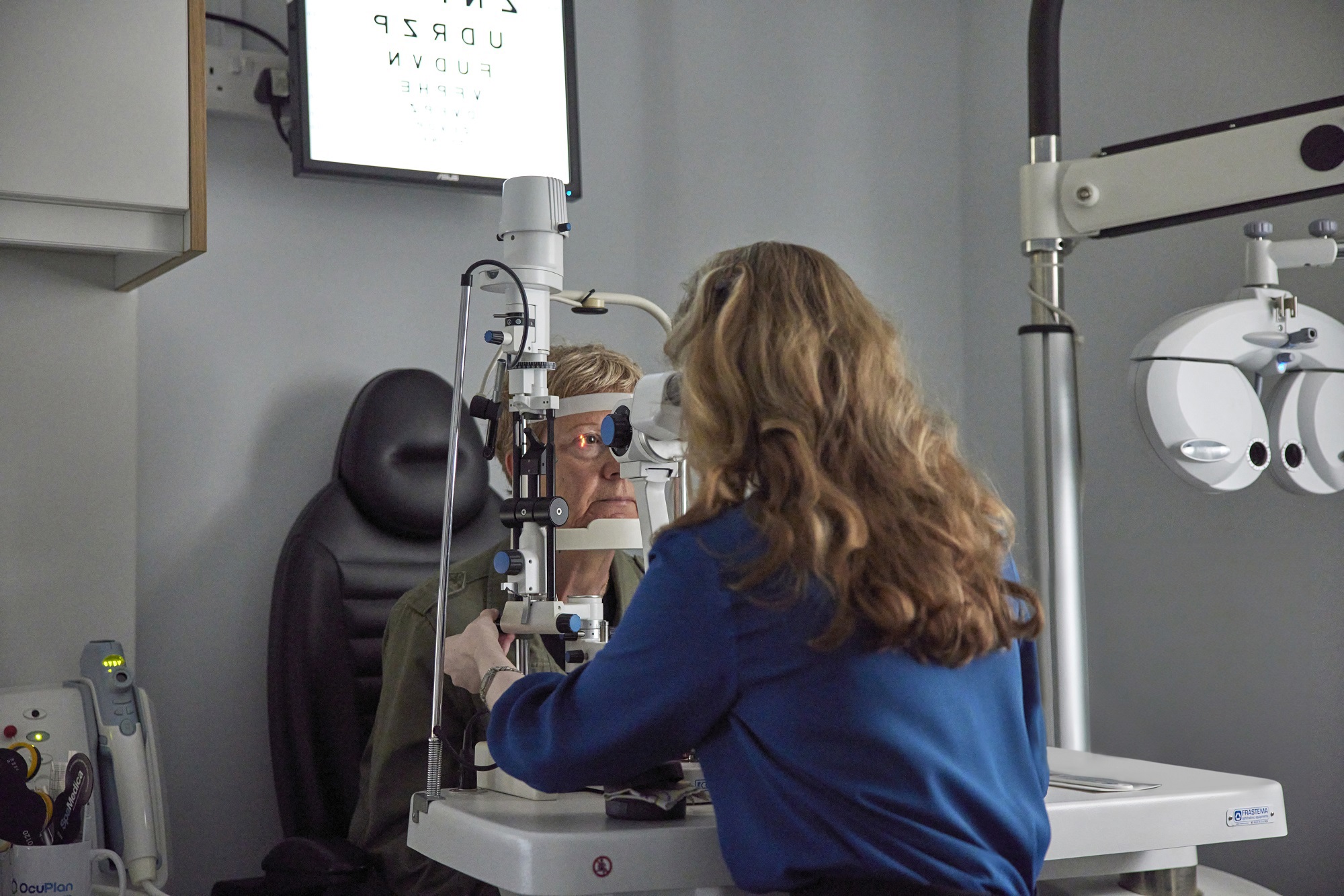 Bayfields Opticians eye test image