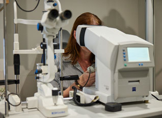 BAYFIELDS CHESTER 0210.CR3.P Eye Test Machine Bayfields